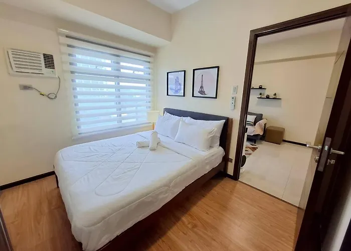 Roomy 1Br Balcony -40Sqm -Pet -Parking -Moa,Picc,Wtc,Ccp,Airport مانيلا