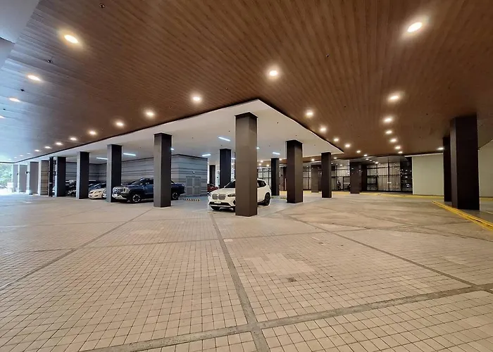 Roomy 1br Balcony-40sqm-4px-pet-parking-moa,picc,wtc,ccp Hébergement de vacances Manille
