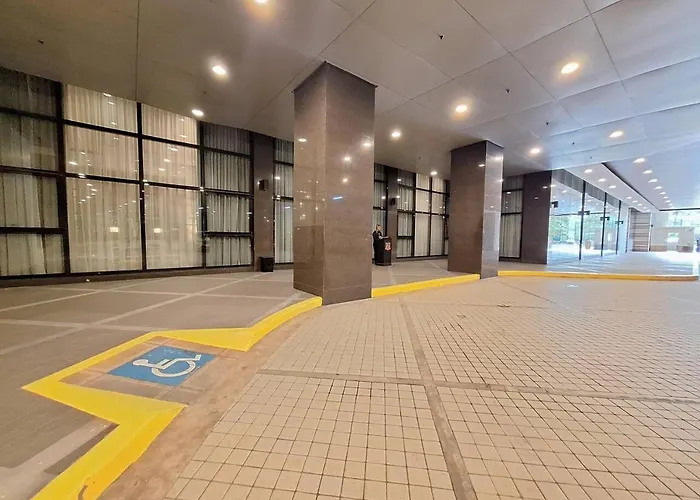 Roomy 1Br Balcony -40Sqm -Pet -Parking -Moa,Picc,Wtc,Ccp,Airport بيت للعطل مانيلا