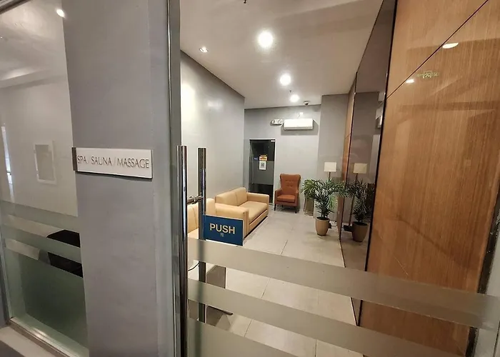 Roomy 1br Balcony-40sqm-4px-pet-parking-moa,picc,wtc,ccp Hébergement de vacances *