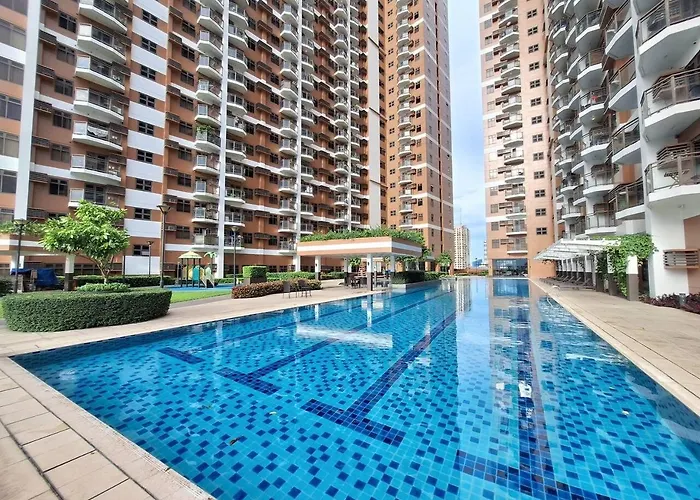 Roomy 1br Balcony-40sqm-4px-pet-parking-moa,picc,wtc,ccp Hébergement de vacances Manille