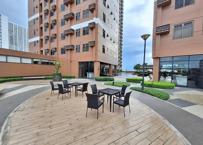 Roomy 1Br Balcony -40Sqm -Pet -Parking -Moa,Picc,Wtc,Ccp,Airport مانيلا